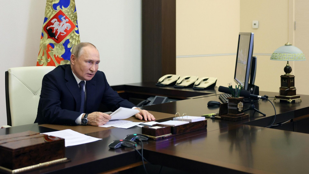 Путин предложил обсудить укрепление и повышение боеготовности вооруженных сил Путин предложил обсудить укрепление и повышение боеготовности вооруженных сил