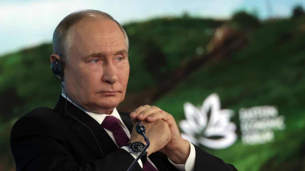 Путин: Россия строит ледокольный флот, которого нет ни у кого в мире