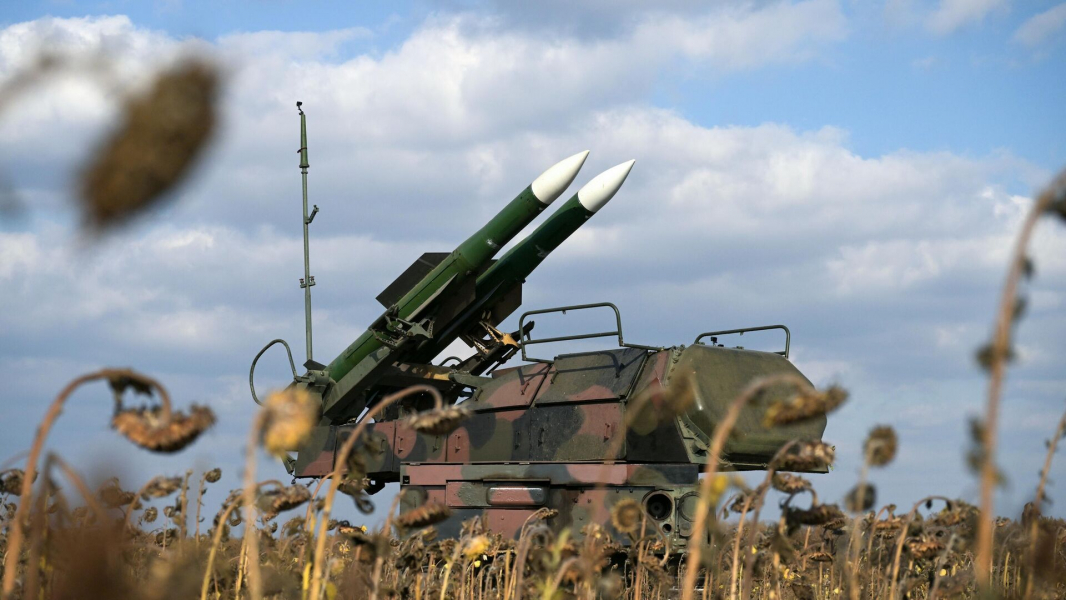 Марочко: артиллерийский удар нанесли по пехоте и технике ВСУ в Купянске Марочко: артиллерийский удар нанесли по пехоте и технике ВСУ в Купянске