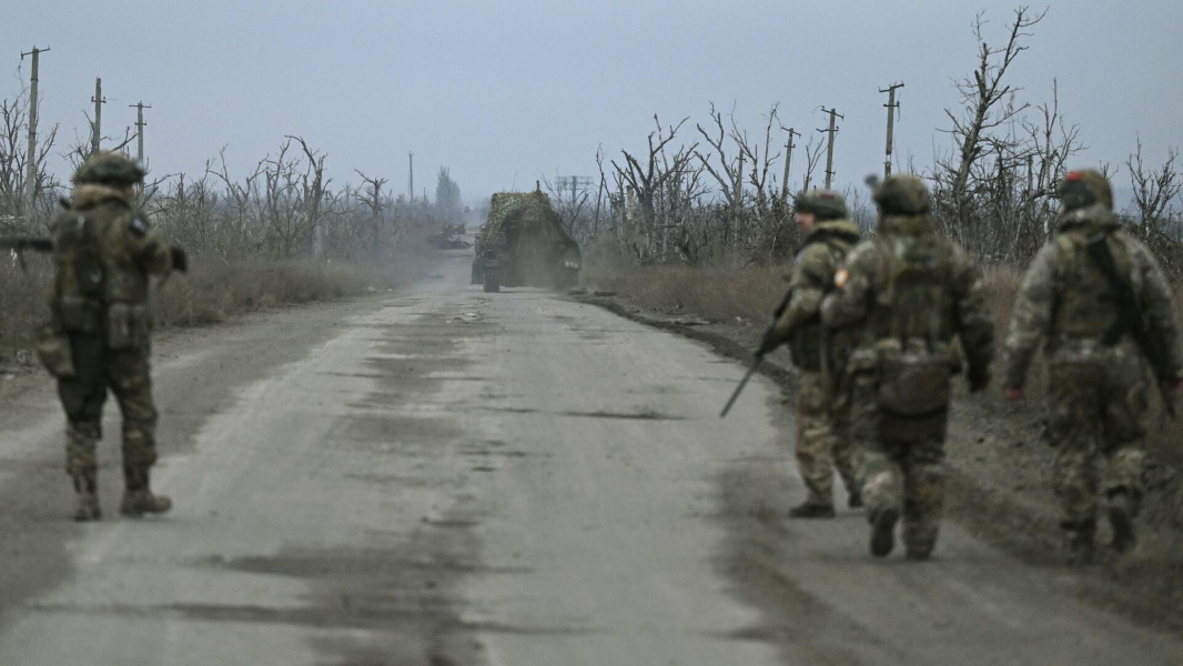 ВС России нанесли удар по десяти украинским бригадам в курском приграничье ВС России нанесли удар по десяти украинским бригадам в курском приграничье