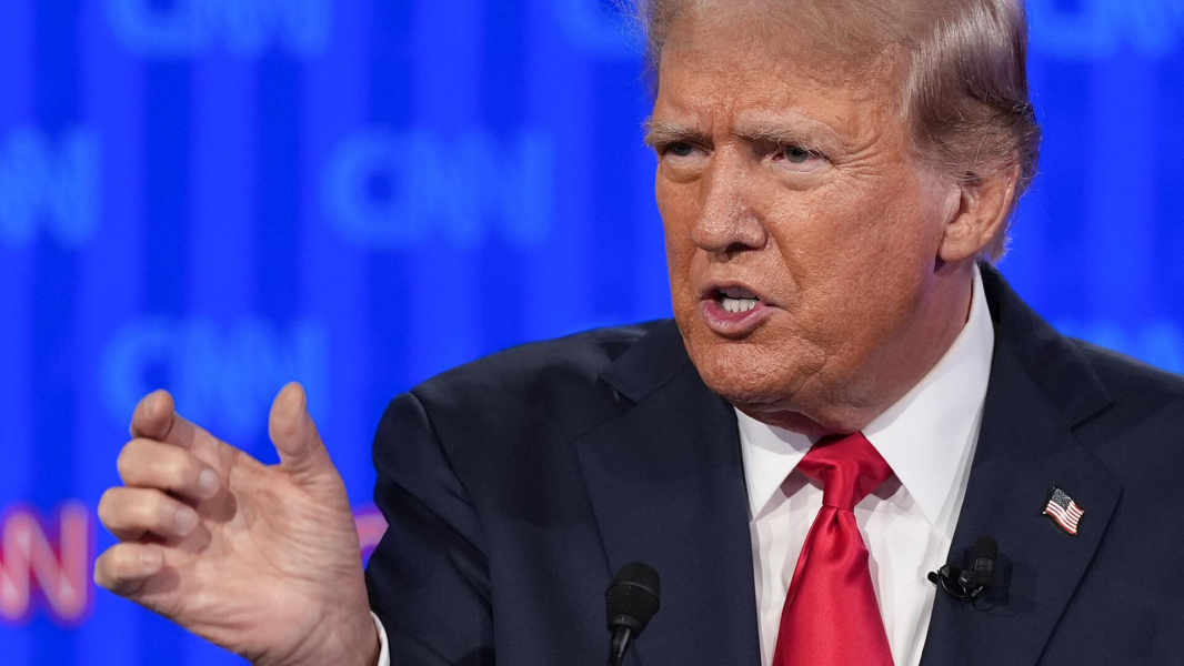 Шлегель: Киеву придется принимать болезненные решения в случае победы Трампа Шлегель: Киеву придется принимать болезненные решения в случае победы Трампа