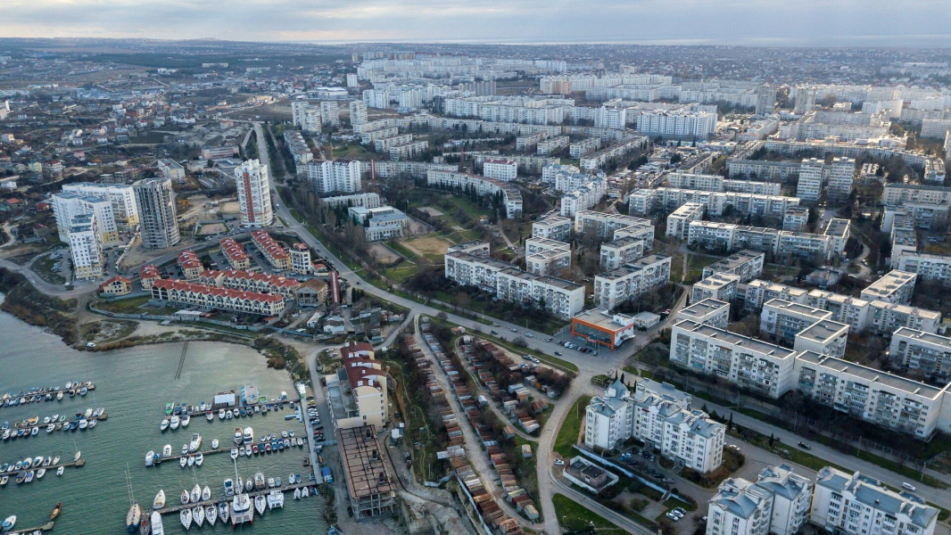Развожаев: в бухтах Севастополя в течение двух часов пройдут учения со стрельбой