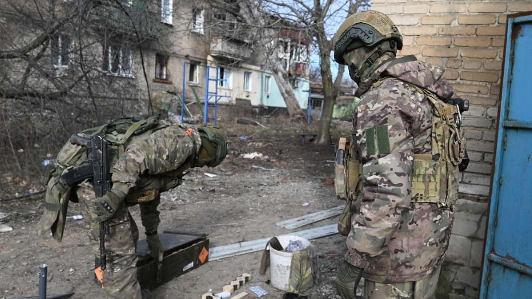 Саперы "Южной" группировки войск обнаружили в ДНР множество боеприпасов НАТО Саперы "Южной" группировки войск обнаружили в ДНР множество боеприпасов НАТО