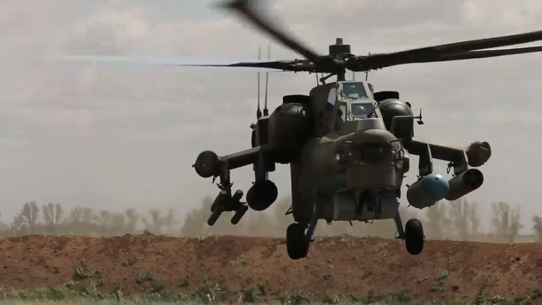 Экипаж Ми-28НМ сорвал ротацию ВСУ в курском приграничье Экипаж Ми-28НМ сорвал ротацию ВСУ в курском приграничье