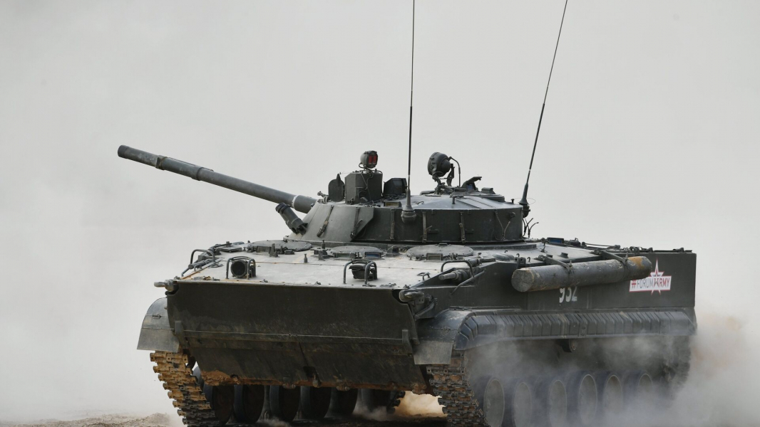 «Высокоточные комплексы» поставили в войска первую в 2025 году партию БМП-3