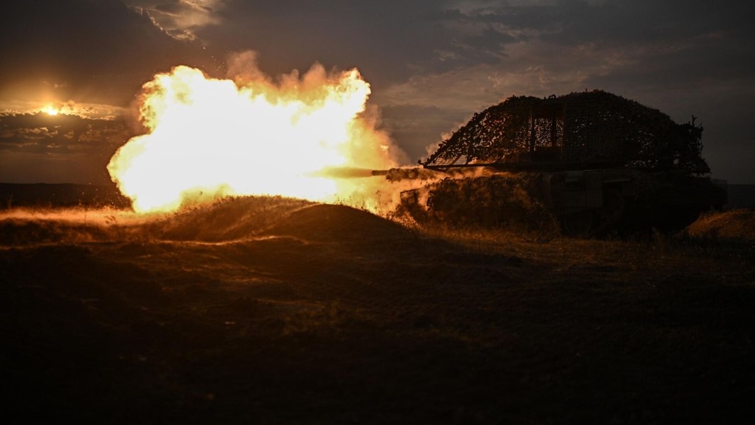 Минобороны: танк Т-72Б3М уничтожил пункт дислокации ВСУ в Херсонской области Минобороны: танк Т-72Б3М уничтожил пункт дислокации ВСУ в Херсонской области