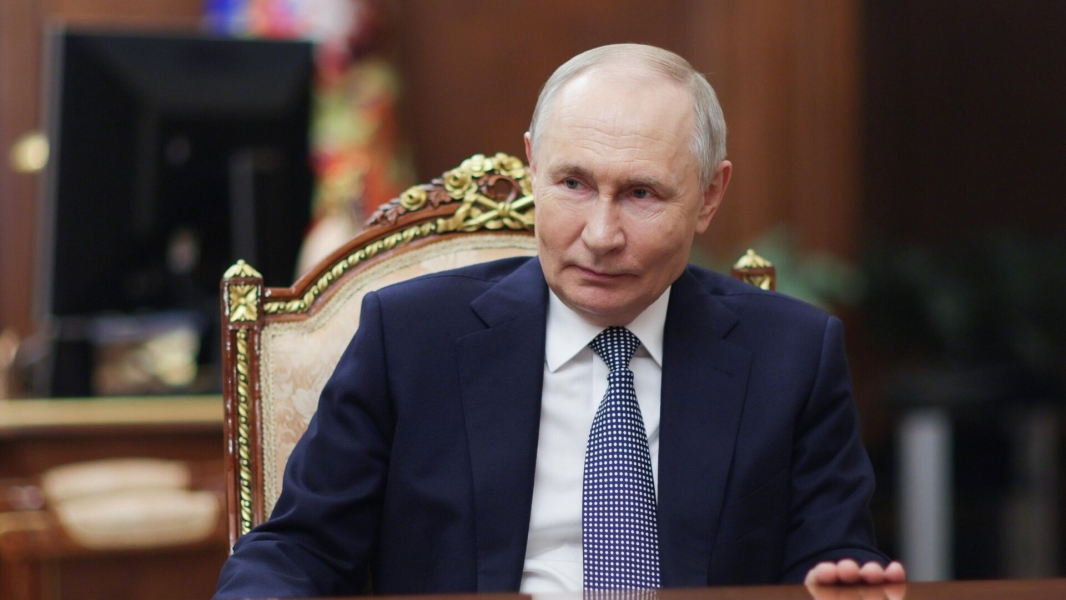 Путин уверен, что российские воины будут надежно защищать страну и народ