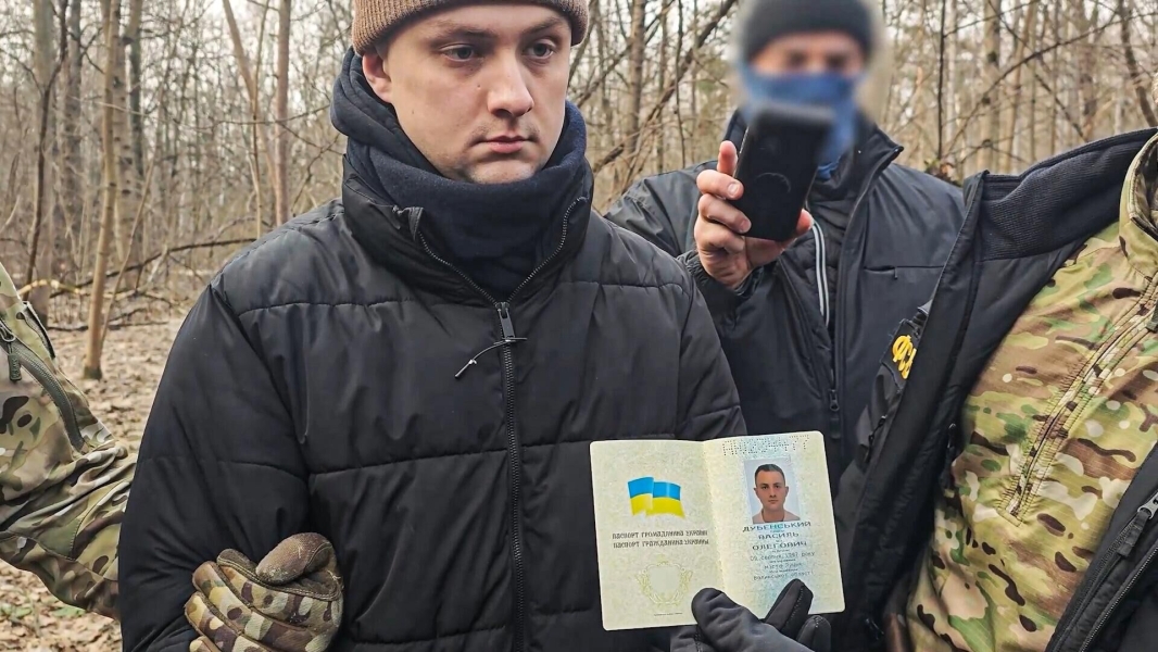 Клирик Иванкович, готовивший убийство митрополита Тихона, хорошо с ним общался