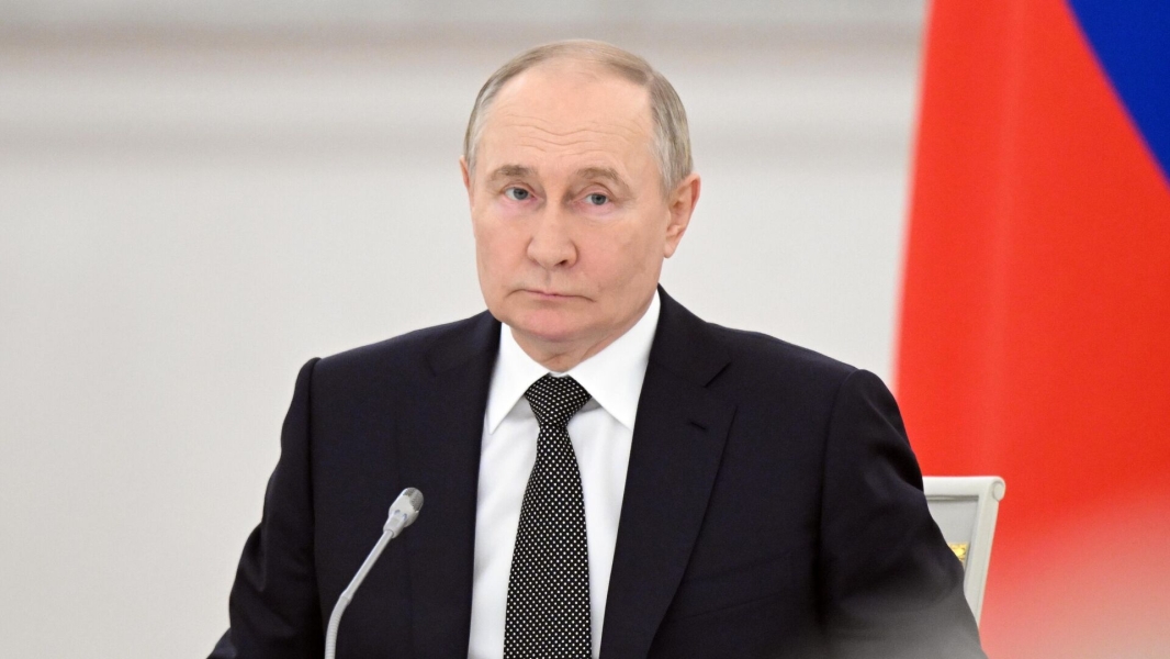 Путин: вопрос ротации бойцов ВС РФ на фронте стоит остро, о нем не забывают