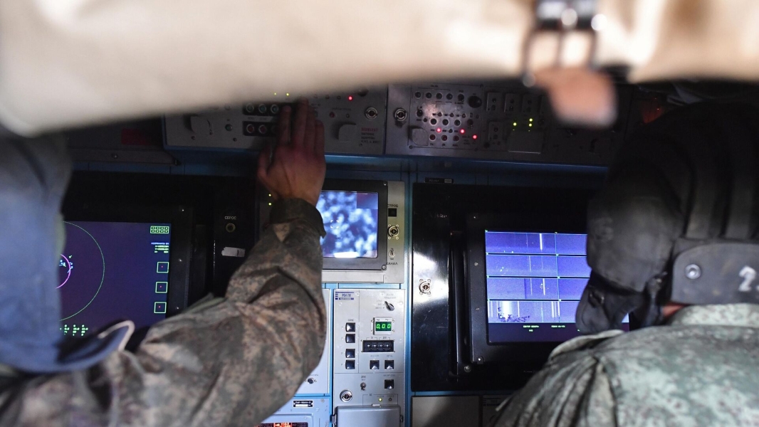 Обломки БПЛА вызвали пожар в Тамани, поврежден частный дом Обломки БПЛА вызвали пожар в Тамани, поврежден частный дом