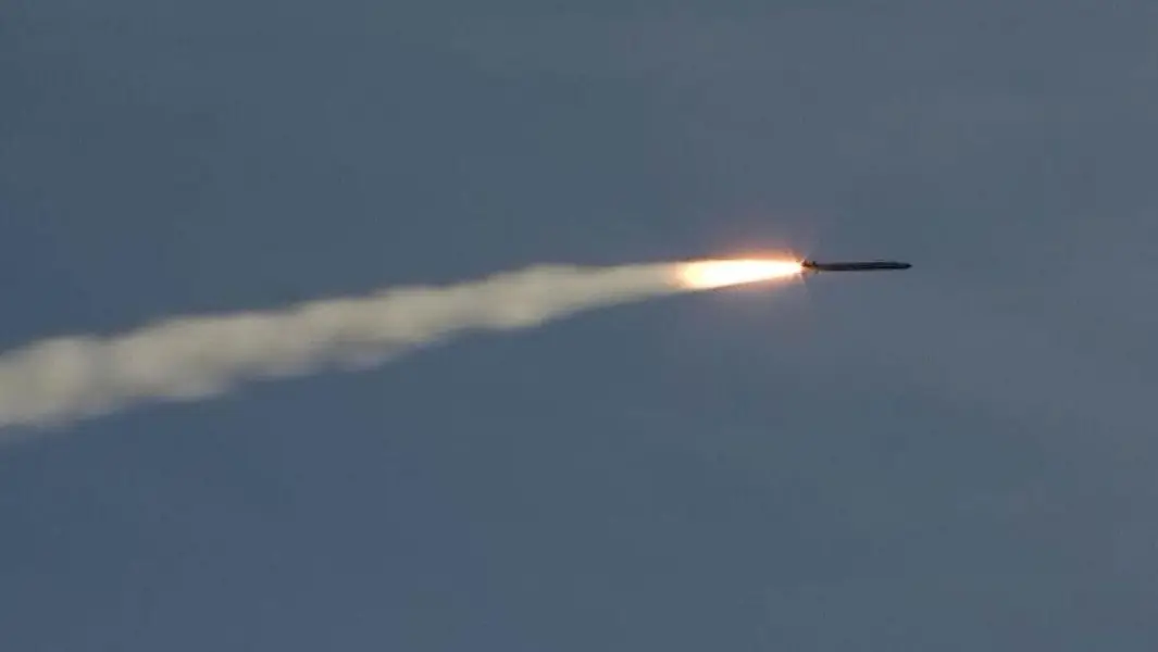 «Архангельск» провел стрельбу «Калибром» на 600 километров по береговой цели
