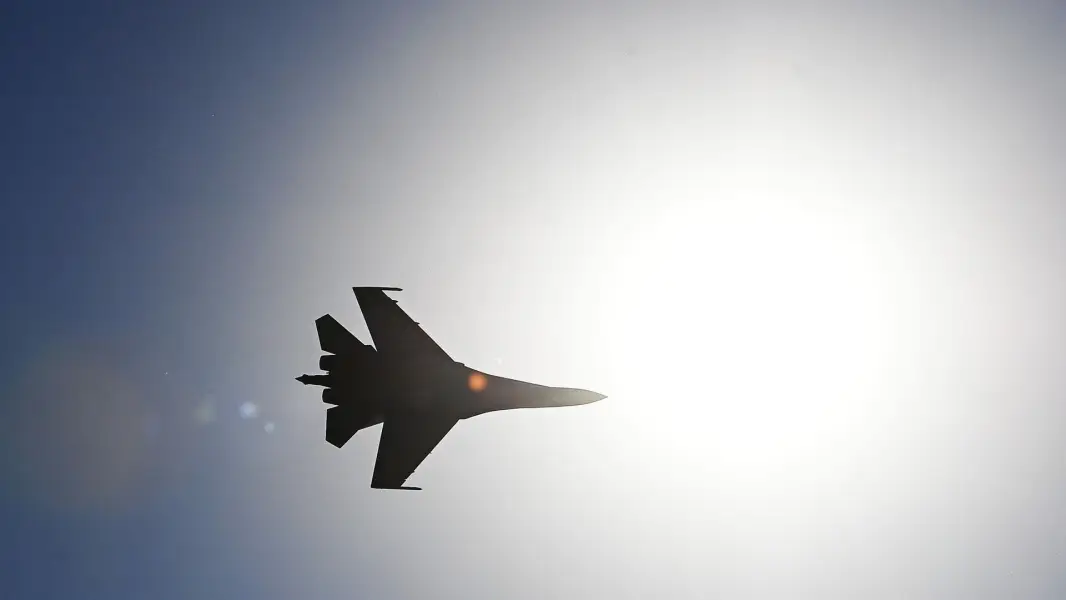 В Малайзии показали возможности сверхманёвренных истребителей Су-35С